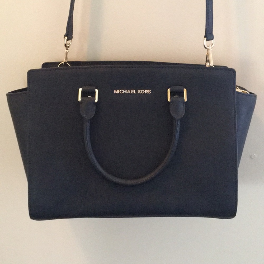 MICHAEL Michael Kors black handbag.